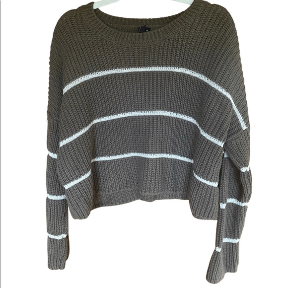 Moon & Madison Olive and White Striped Knit Swearer - Picture 1 of 5